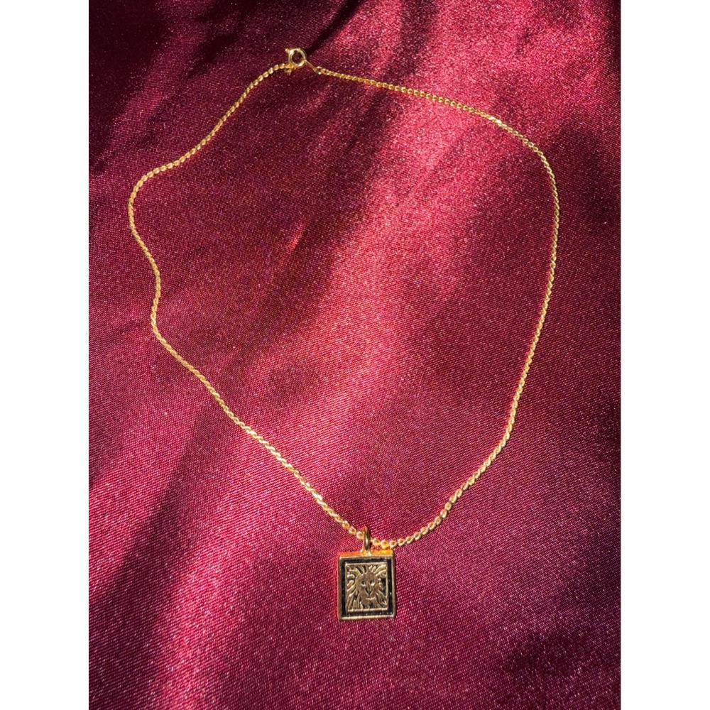 Anne Klein Gold Tone Lion Head Pendant Necklace Twisted Rope Chain Logo Jewelry